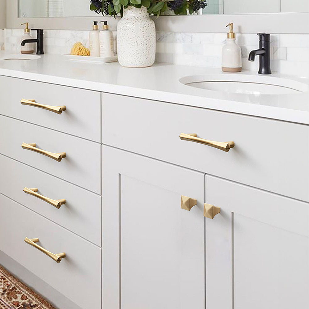 Classic Gold Cabinet Pulls and Dresser Knobs for Kitchen