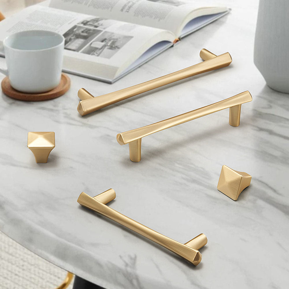 Classic Gold Cabinet Pulls and Dresser Knobs for Kitchen