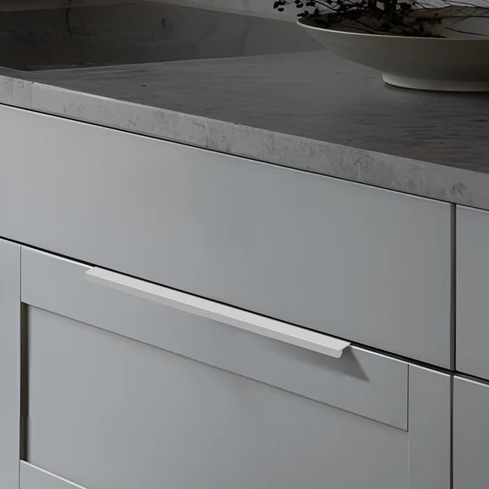 White Aluminum Kitchen Cabinet Profile Edge Pull Handles for Cupboards