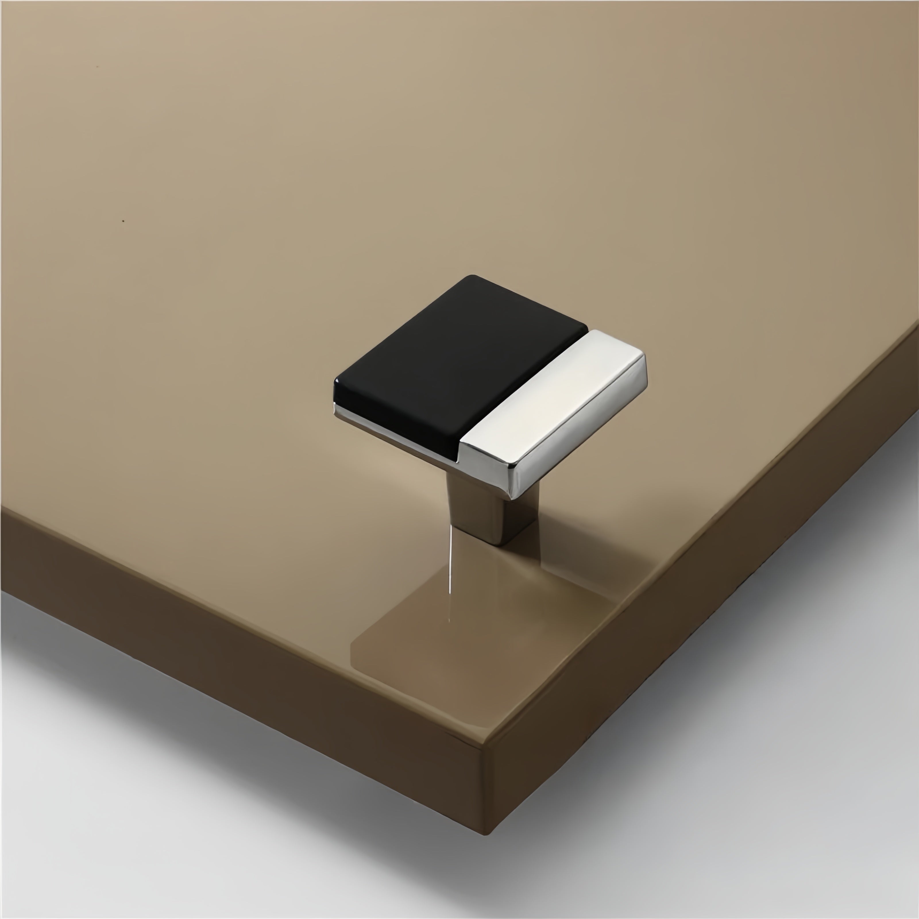 Silver Zinc Alloy Square Bar Pull Handle for Bathroom and Cabinets