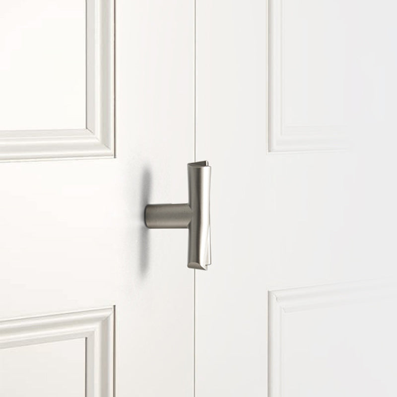 Contemporary Zinc Alloy Cabinet Handles and Drawer Pulls T Bar Knobs