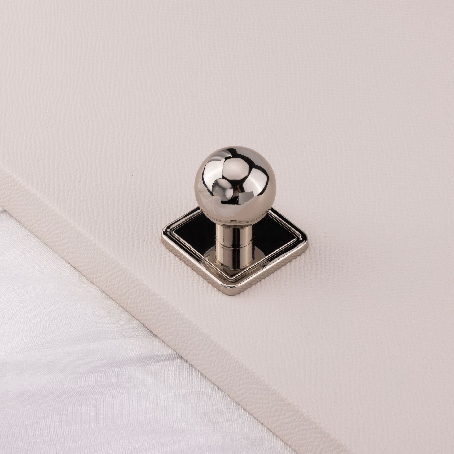 Antique Brass Zinc Alloy Kitchen Doors Cabinet Knobs