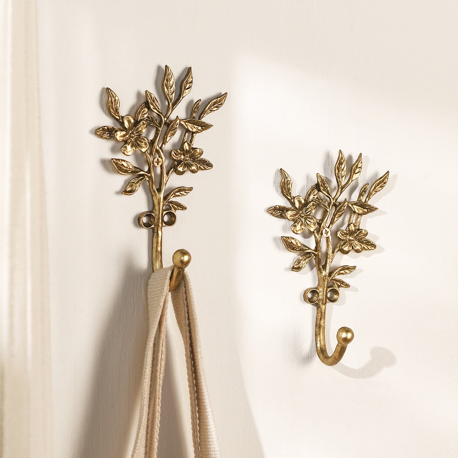 2 Pack Vintage Branch Wall Hooks Dark Gold Decorative Hangers
