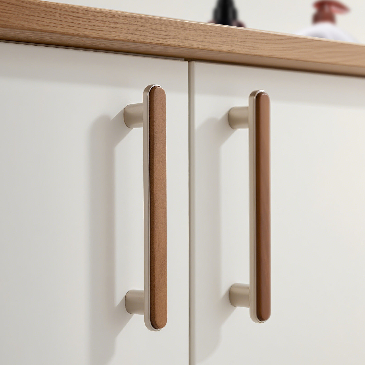 Matte Brushed Walnut Cabinet Handles and Zinc Alloy Drawer Pulls