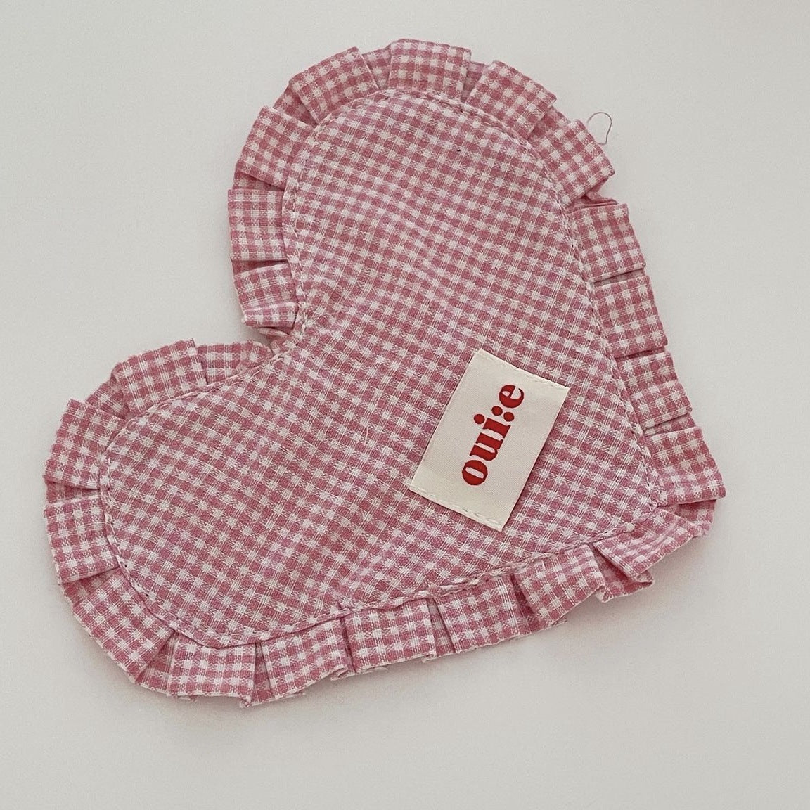 INS Heart-Shaped Plaid Meal Mats with Pleated Lace – 6 Pack