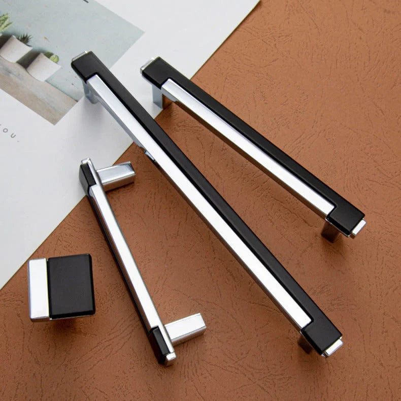 Silver Zinc Alloy Square Bar Pull Handle for Bathroom and Cabinets